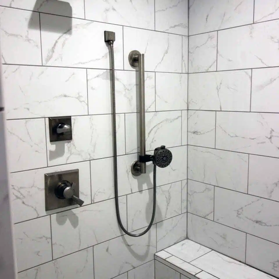 Custom-built shower with multiple showerhead options